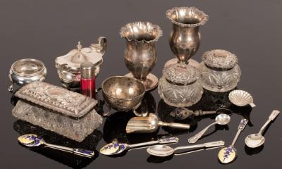 Appraisal: Sundry small items of silver including salts vases caddy spoons