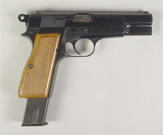 Appraisal: Browning Hi-Power Pistol Modern production with round hammer in mm