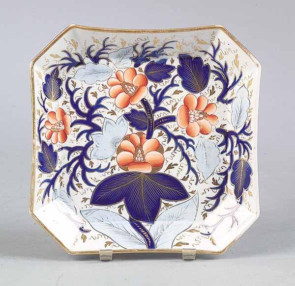 Appraisal: A Coalport Porcelain Octagonal Cake Dish c Imari palette with