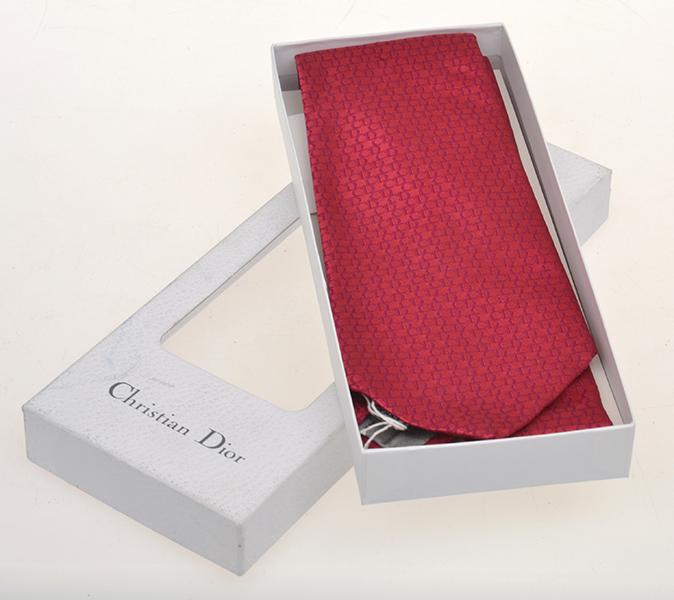 Appraisal: A SILK TIE BY CHRISTIAN DIOR Styled with the Christian