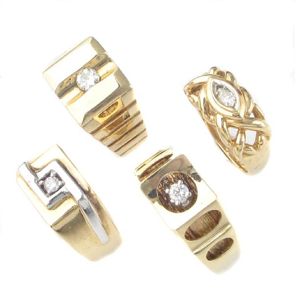 Appraisal: A collection of gents diamond and gold rings eleven rings