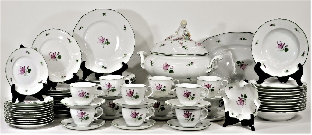 Appraisal: PC WIEN AUGARTEN PORCELAIN DINNER SERVICE SET Austria Circa Includes