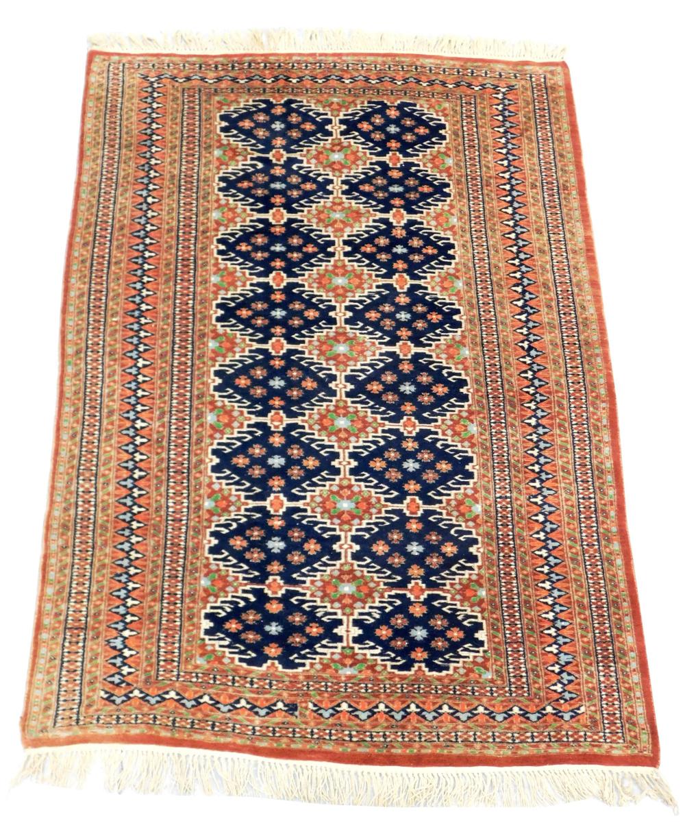 Appraisal: RUG Modern handwoven Persian style ' x ' wool on