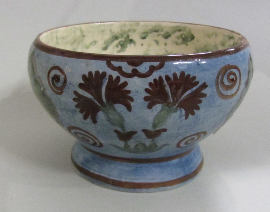 Appraisal: A Lachenal Iznik-style pottery bowl French circa the exterior painted