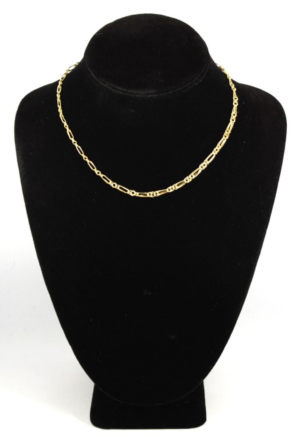 Appraisal: PERUVIAN K YELLOW GOLD DOUBLE LINK CHAIN CHOKER Modern Peruvian