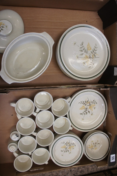 Appraisal: A collection of pottery to include Royal Doulton Willow the