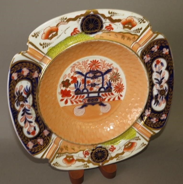 Appraisal: COPELAND PORCELAIN JAPANESE MOTIF DEEP DISHca English porcelain deep dish