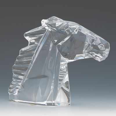 Appraisal: A Daum Figure of a Horse Head Clear crystal stylized