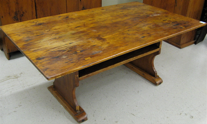 Appraisal: NEW ENGLAND PINE HUTCH TABLE early th century having a