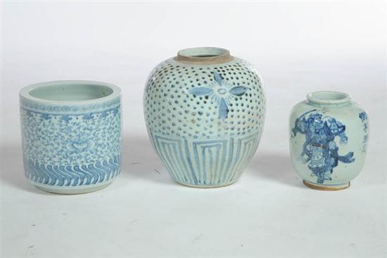 Appraisal: THREE VASES China late th-early th century porcelain Hand decorated