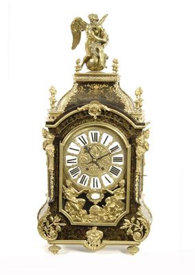 Appraisal: A French ormolu and tortoiseshell table clock eight day striking