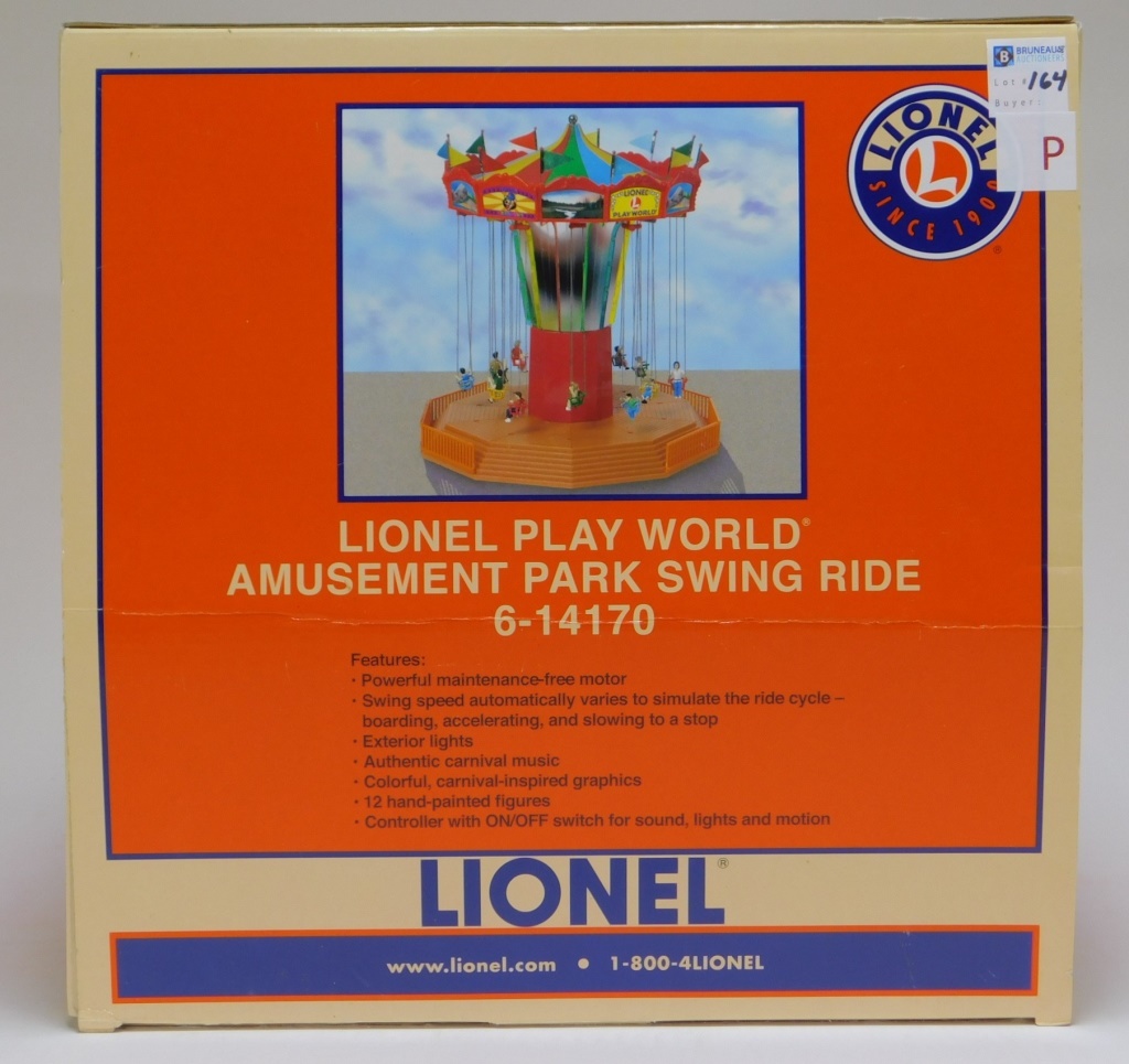 Appraisal: LIONEL CIRCUS PLAY WORLD AMUSEMENT PARK SWING RIDE Item no