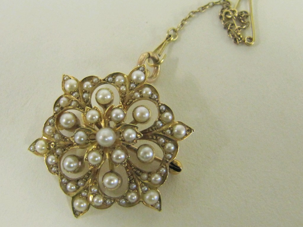 Appraisal: Edwardian yellow metal seed pearl set pendant brooch