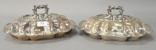 Appraisal: Pair Sheffield silverplate covered vegetable dishes one handle loose ht