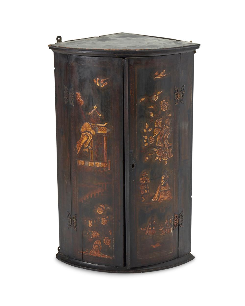 Appraisal: An English Chinoiserie corner cupboard Late th century The hanging