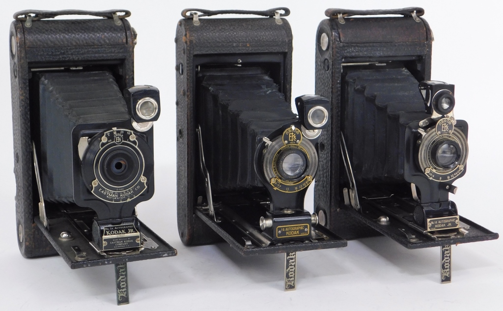 Appraisal: LOT OF KODAK FOLDING CAMERAS Lot of Kodak folding cameras