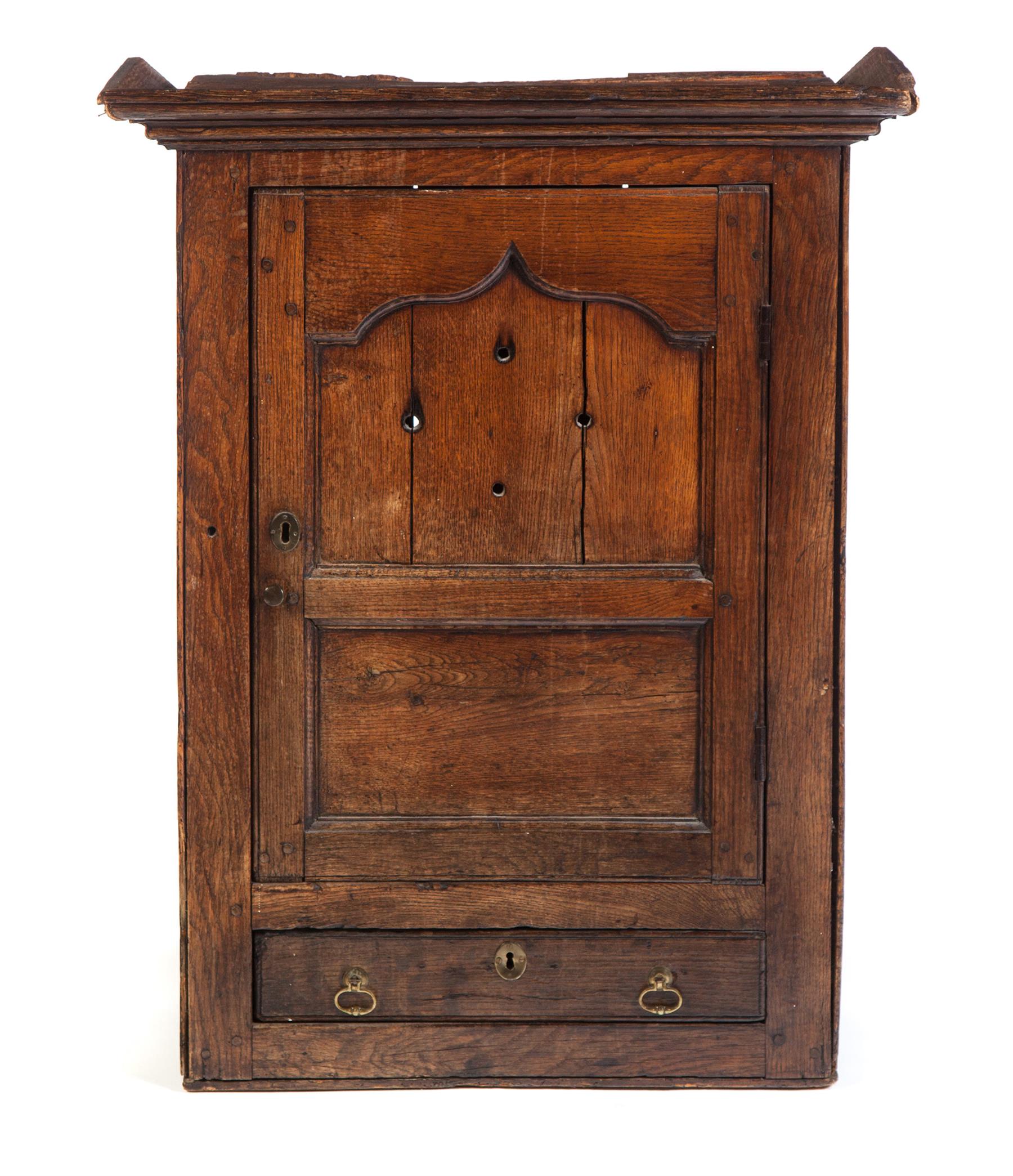 Appraisal: OAK HANGING CUPBOARD England nd half- th century Molded cornice