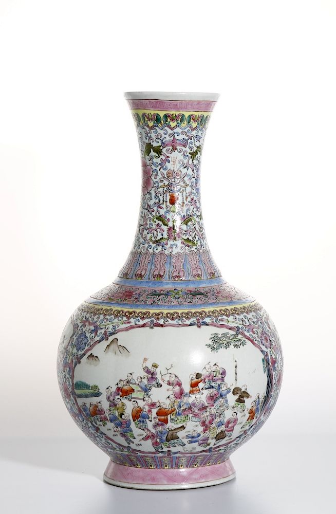 Appraisal: Chinese Famille Rose 'Market Scene' Vase Globular body and waisted