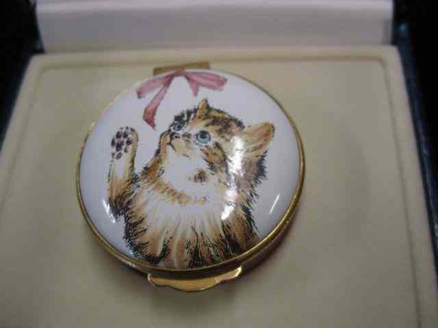 Appraisal: Crummels Enamel Box cat at play mint in box ''