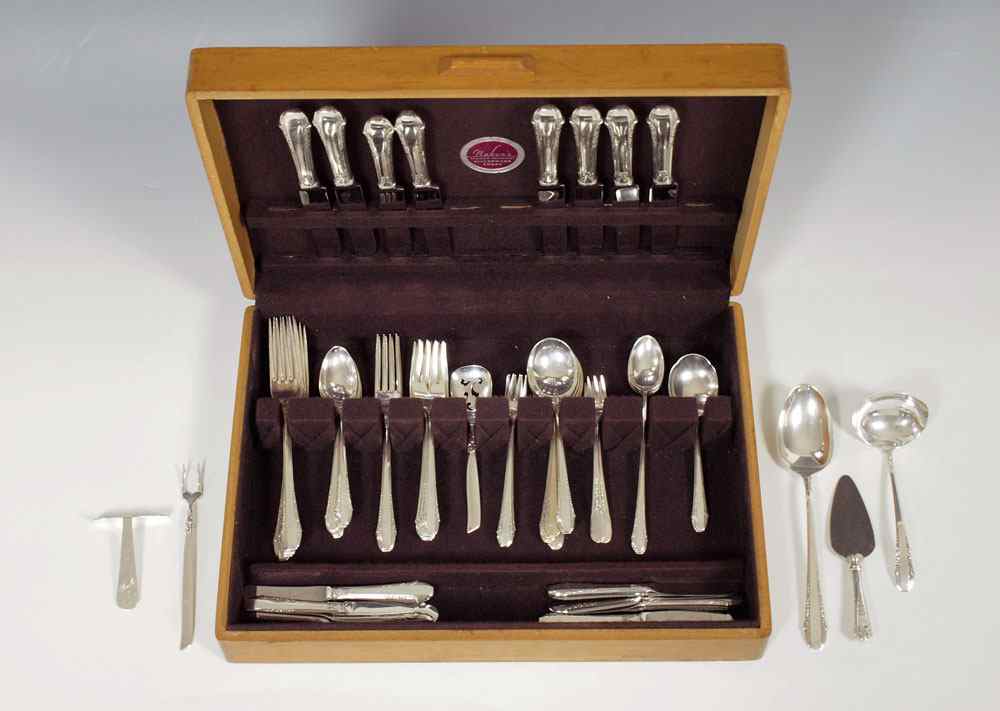 Appraisal: INTERNATIONAL ENCHANTRESS STERLING FLATWARE SET Approx pieces in the Enchantress