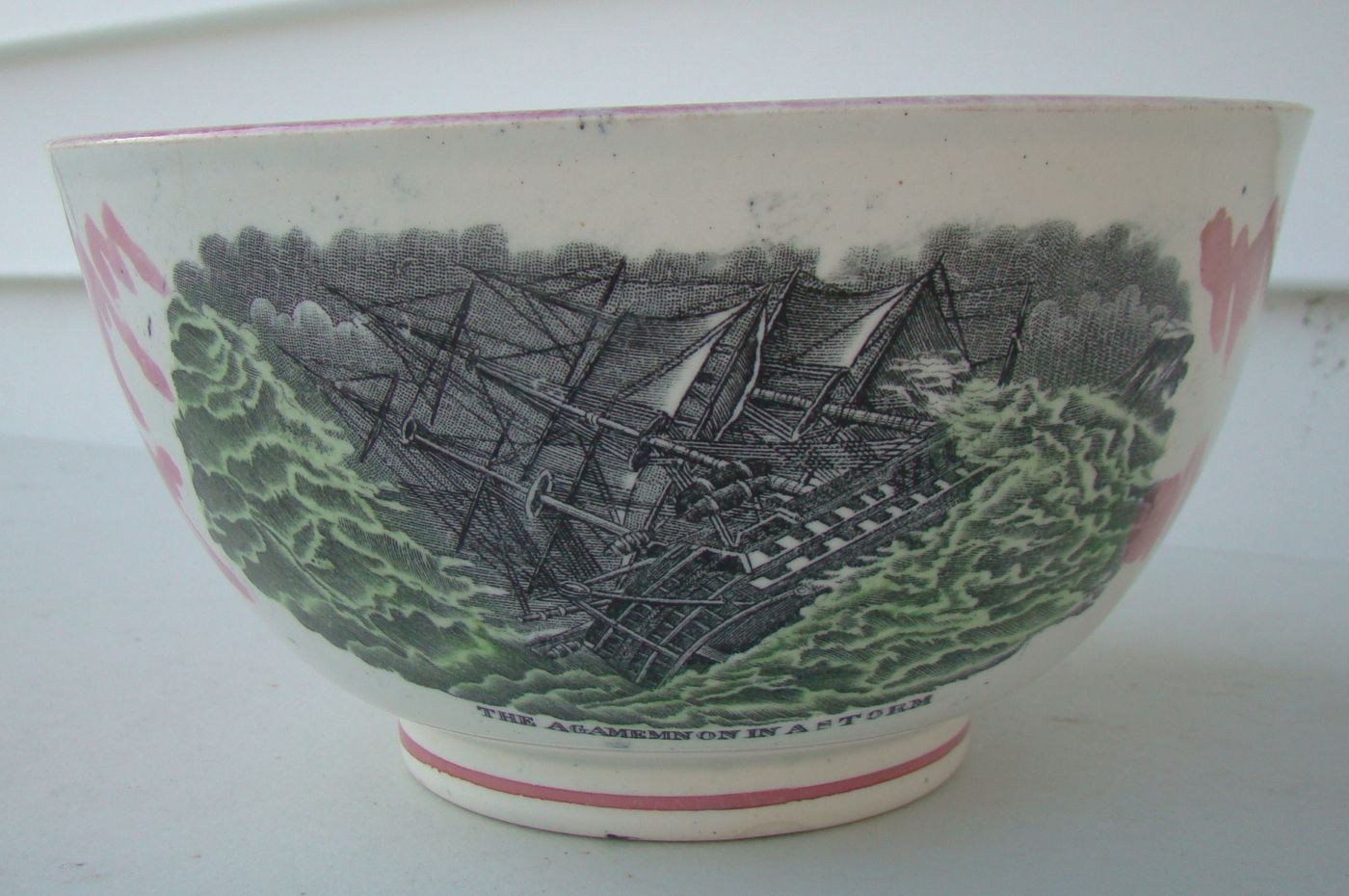 Appraisal: ANTIQUE ENGLISH SUNDERLAND LUSTER BOWL One side depicting New Bridge