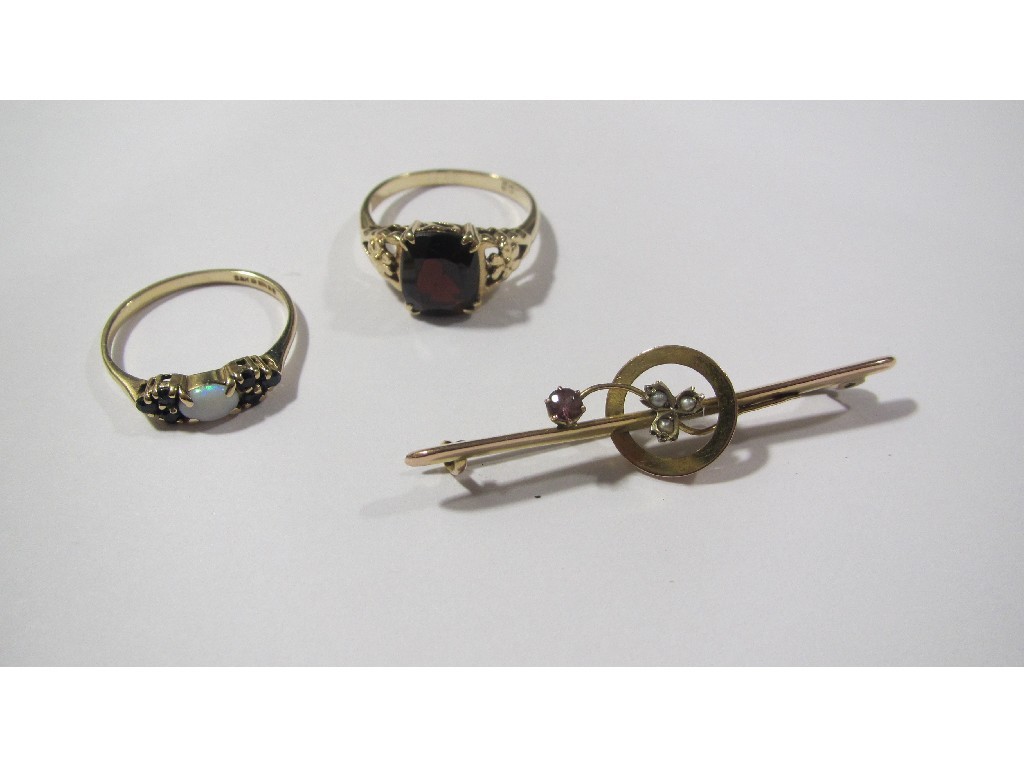 Appraisal: Lot comprising two ct gold rings one with garnet the