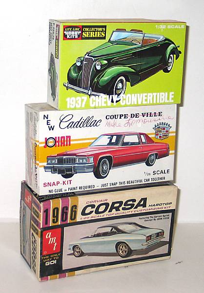 Appraisal: Boxed GM Plastic th Scale Kits Lot includes General Motor