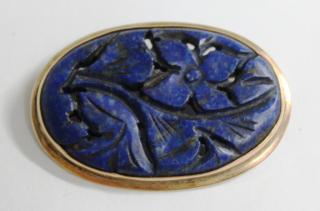 Appraisal: Chinese Lapis Lazuli K Gold Brooch The oval lapis plaque