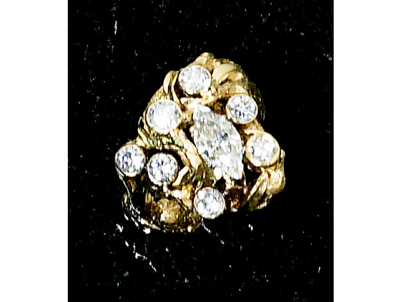 Appraisal: DIAMOND RING k yellow gold nugget style set with diamonds