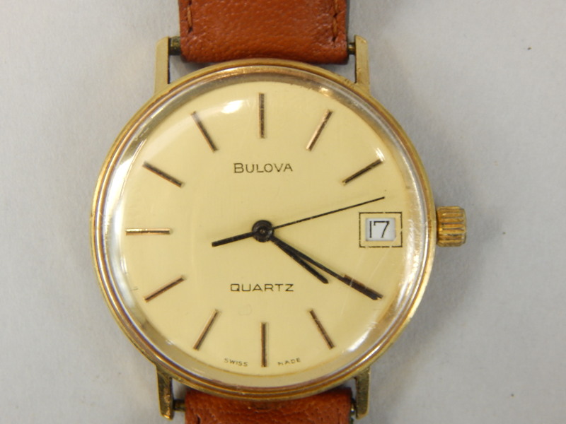 Appraisal: A 's Bulova quartz ct gold gentleman's wristwatch having applied