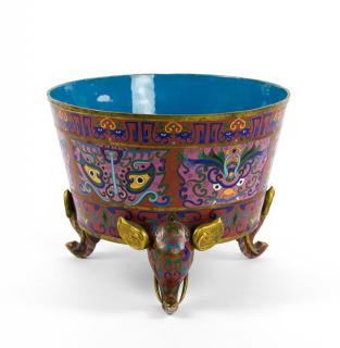 Appraisal: A CHINESE CLOISONNE PLANTER A CHINESE CLOISONNE PLANTER First-half th