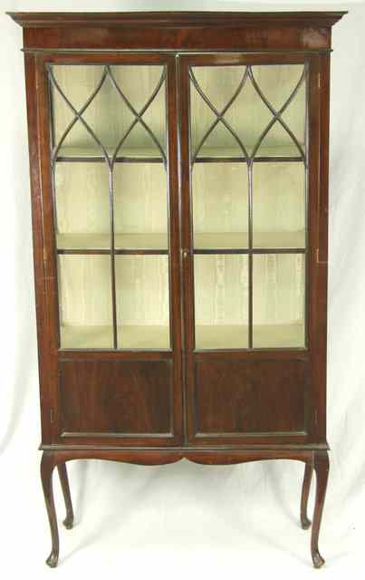 Appraisal: An Edwardian mahogany display cabinet on cabriole legs cm high