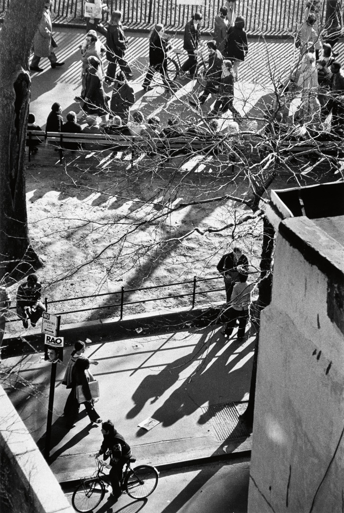 Appraisal: KERT SZ ANDR - Washington Square Park Silver print x