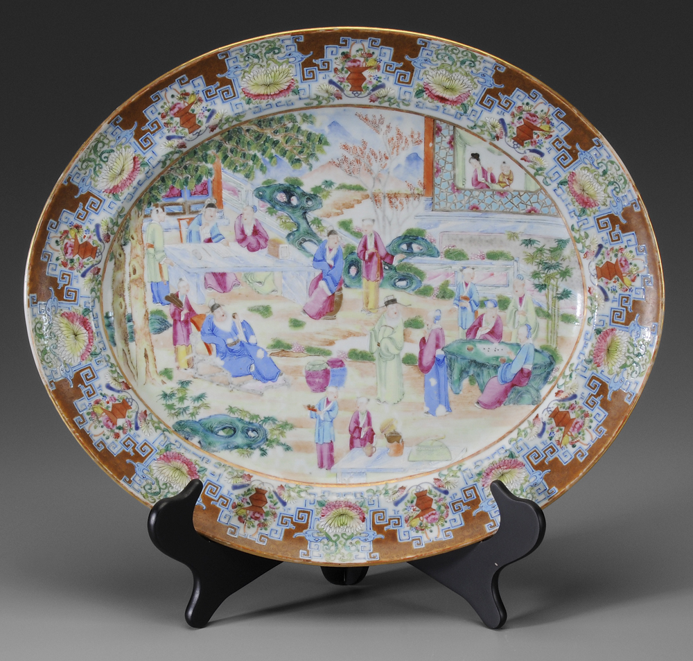 Appraisal: Fine Rose Mandarin Porcelain Charger Chinese th century elaborate central