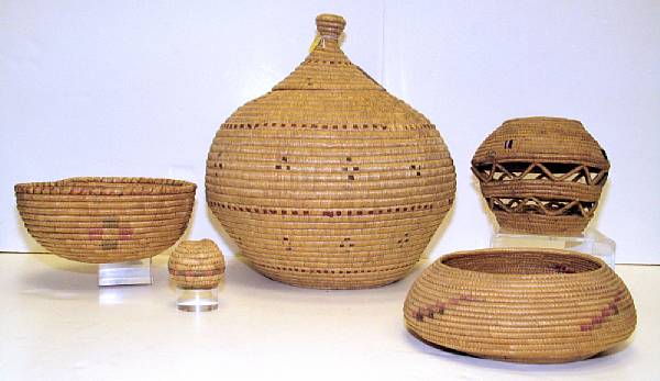 Appraisal: Five Eskimo baskets Including a large lidded example a polychrome