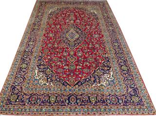 Appraisal: PERSIAN KASHAN WOOL CARPET PERSIAN KASHAN WOOL CARPET - '