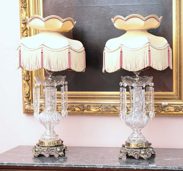 Appraisal: A PAIR OF GLASS LUSTRES TABLE LAMPS each with lozenge