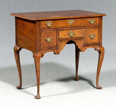 Appraisal: Massachusetts dressing table Queen Anne walnut and walnut veneer with