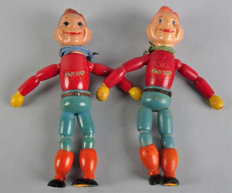 Appraisal: Lot of Ideal Howdy Doody Wood-Jointed Figures Nice decals one