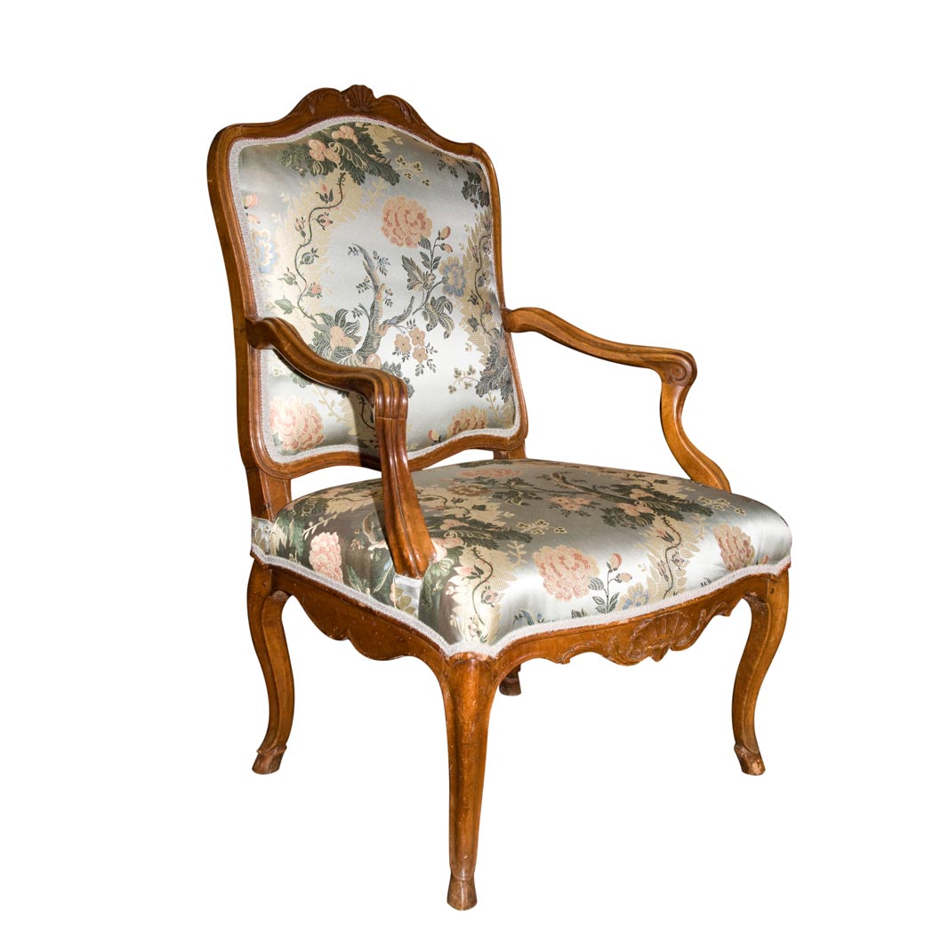 Appraisal: Louis XV Walnut Fauteuil a la Reine Circa The leaf