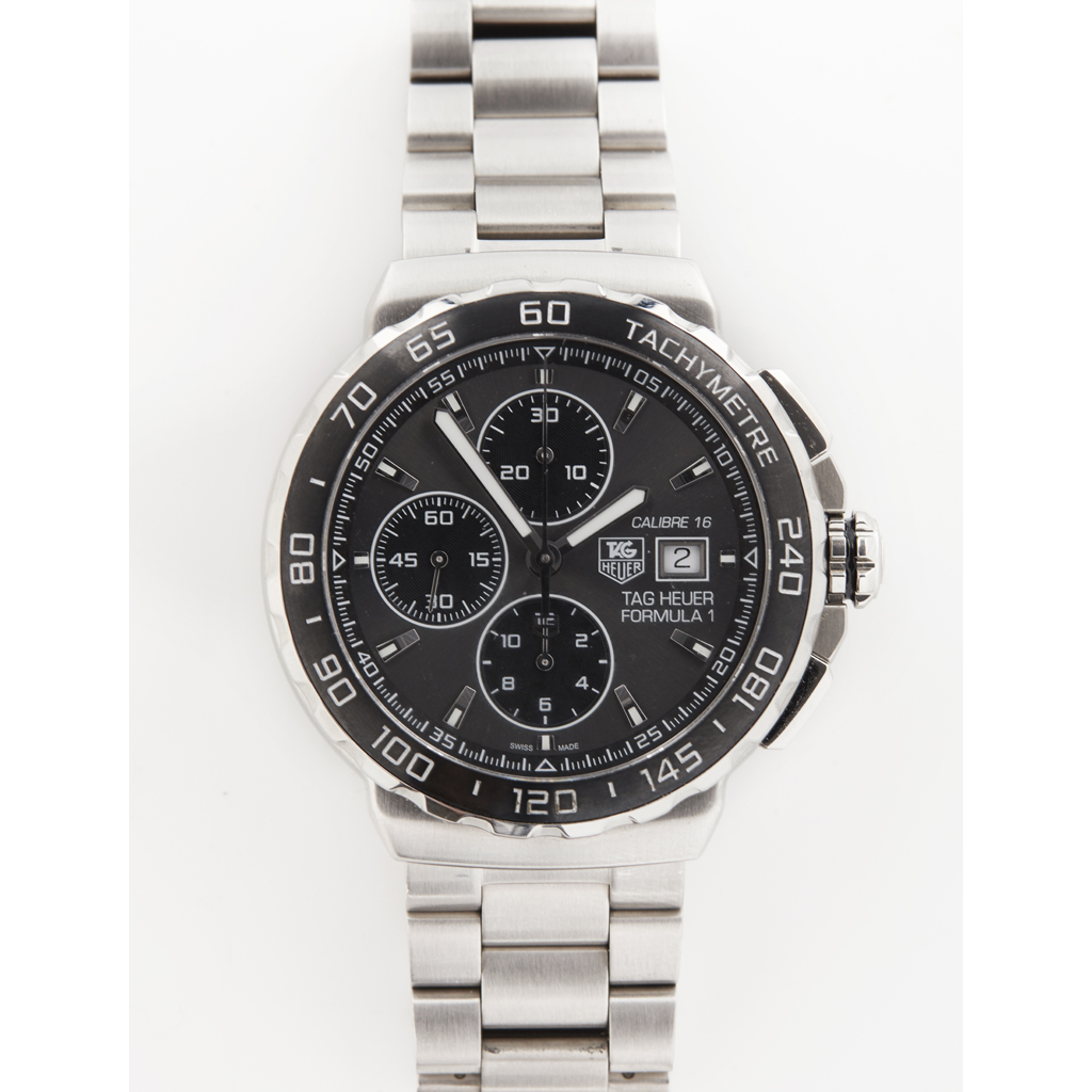 Appraisal: TAG HEUER - A gentleman's stainless steel chronograph Formula Calibre