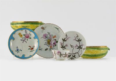 Appraisal: A pair of Meissen melon boxes the textured forms decorated