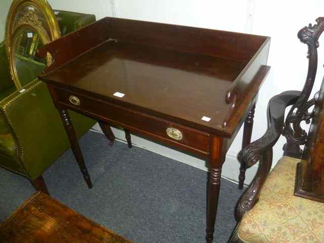 Appraisal: A TH CENTURY MAHOGANY WASH STAND with raised back single