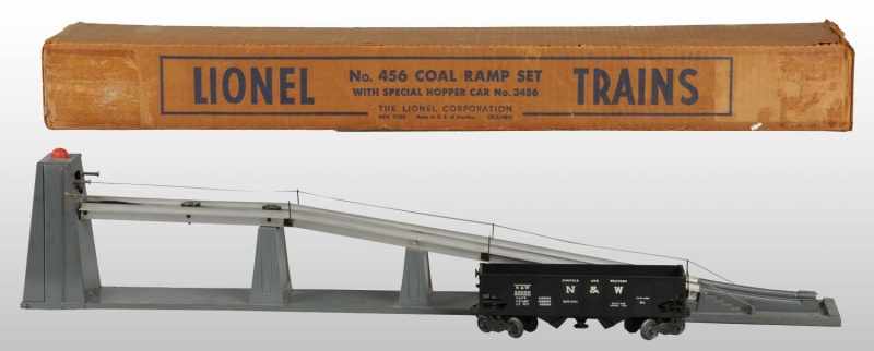 Appraisal: Lionel No Coal Ramp Set Description American Includes no Special