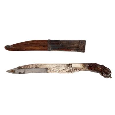 Appraisal: A Ceylonese dagger piha kaetta th Century with carved horn