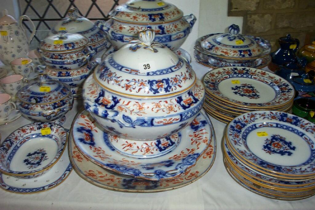 Appraisal: An extensive collection of th century Mintons dinner wares with