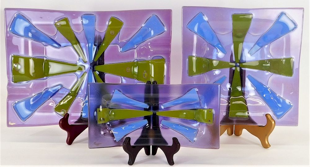 Appraisal: PC Higgins MCM Modern Art Glass Group United States th