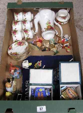 Appraisal: Tray comprising Royal Albert Old Country Roses Tea Cups Saucers