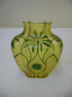 Appraisal: AN ART NOUVEAU VASE of baluster form the lobed sides