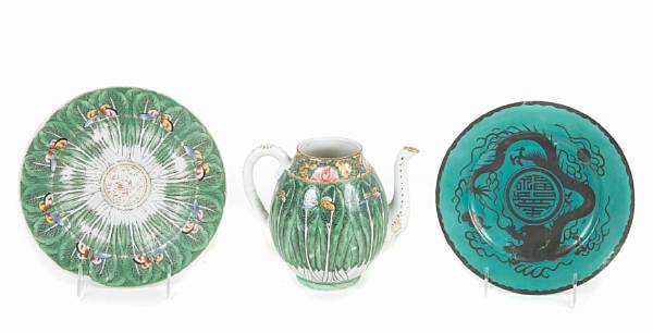 Appraisal: A group of twelve Chinese porcelain dishes together with one